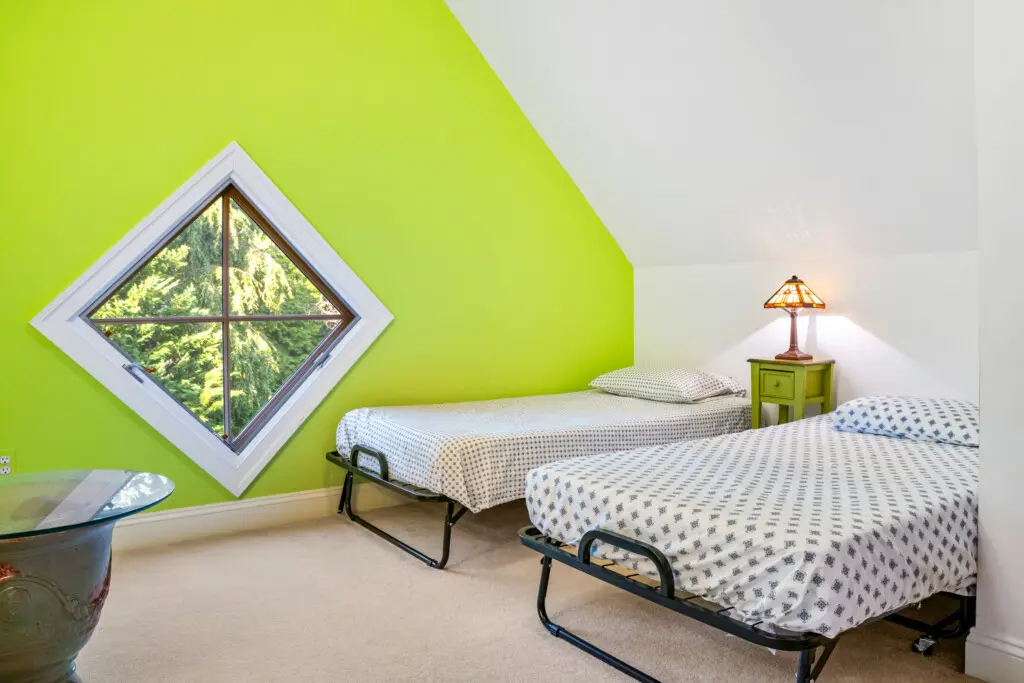 8830 Old Courthouse Road Auxillary Room 2