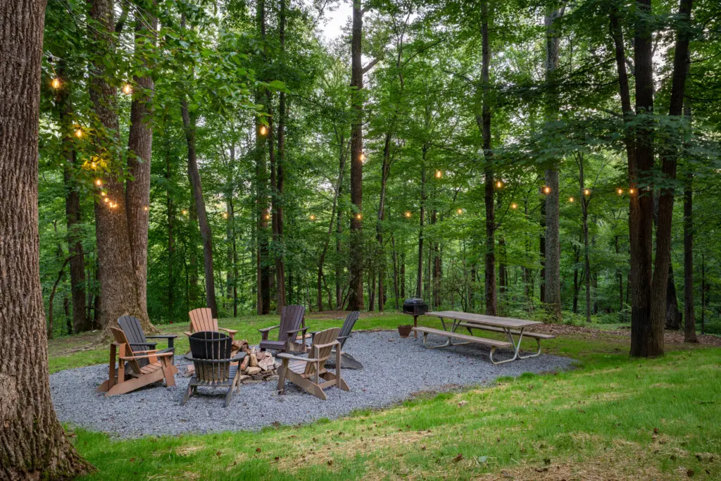 6950 Heards Mountain Road Back 13