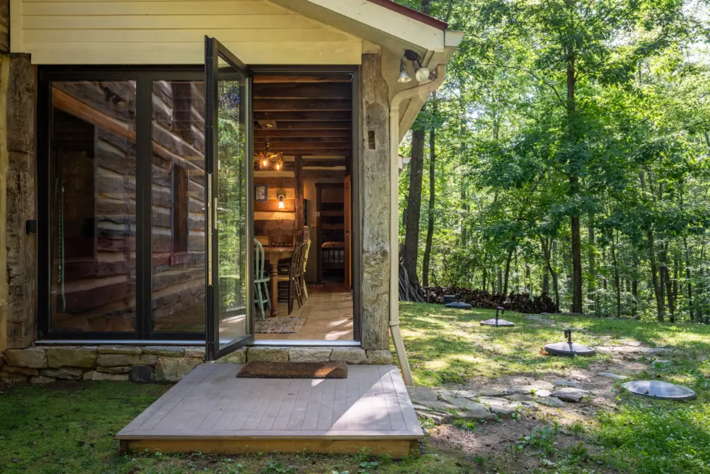 6950 Heards Mountain Road Front 2