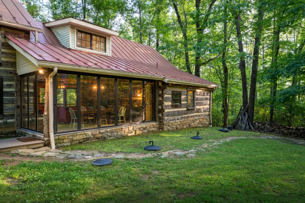 6950 Heards Mountain Road Front 4