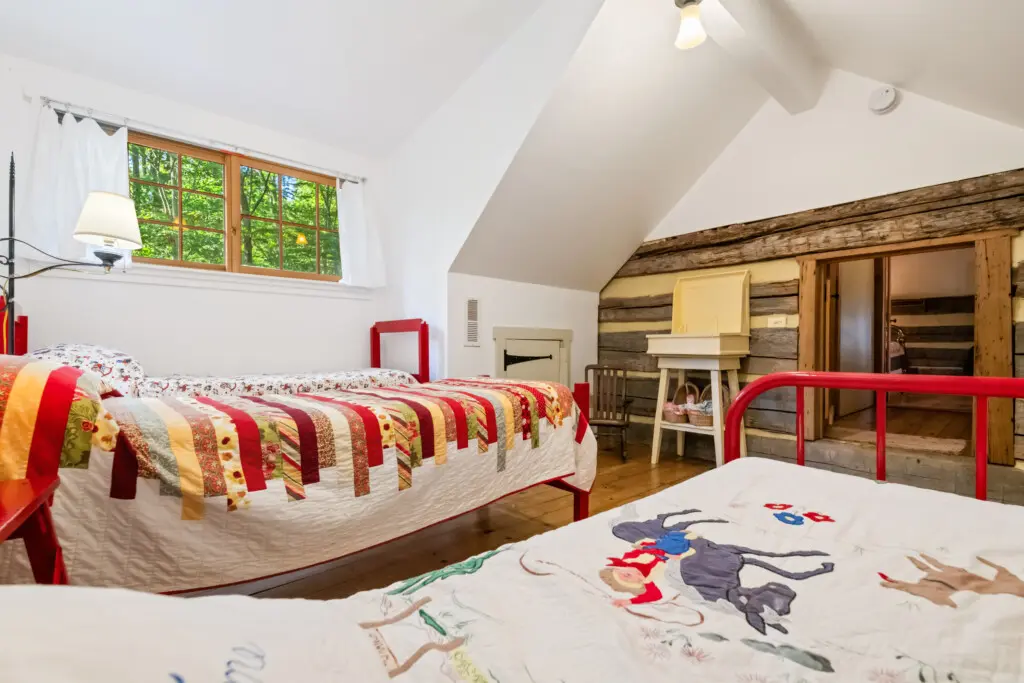 6950 Heards Mountain Road Kids Room 2