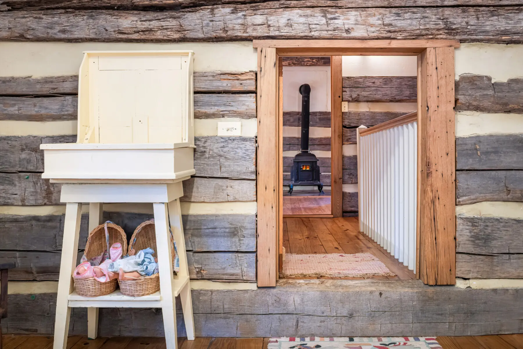 6950 Heards Mountain Road Kids Room 4