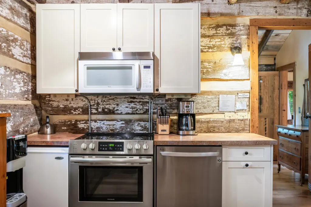 6950 Heards Mountain Road Kitchen 5