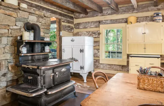 6950 Heards Mountain Road Kitchen 9