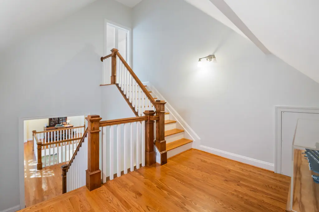 8830 Old Courthouse Road 4th Floor Hallway