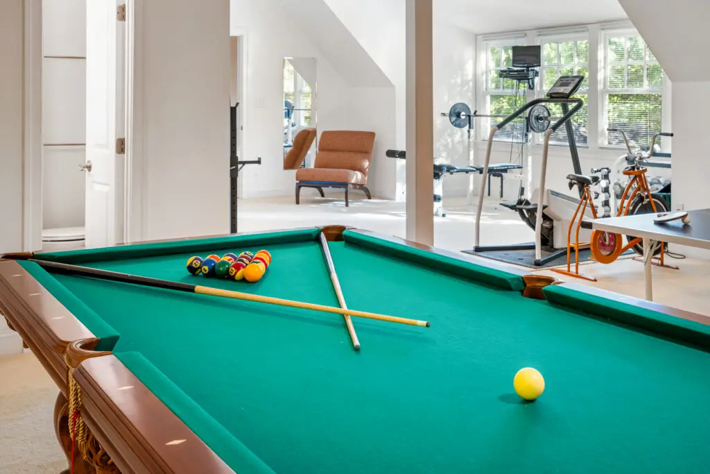 8830 Old Courthouse Road Recreation Room 12