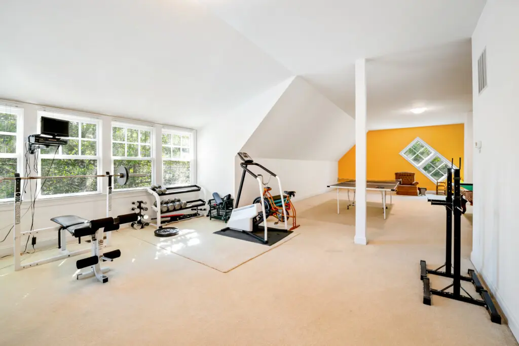 8830 Old Courthouse Road Recreation Room 7