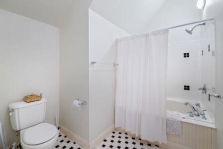 8830 Old Courthouse Road Primary Bath #1