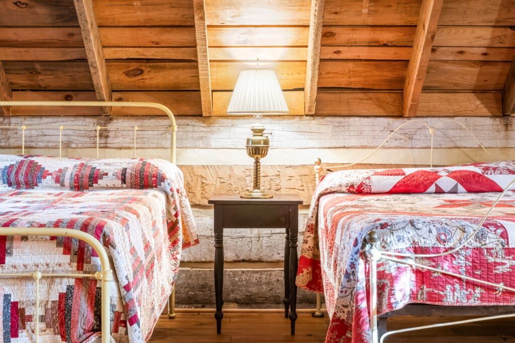 6950 Heards Mountain Road Bedroom #3 6