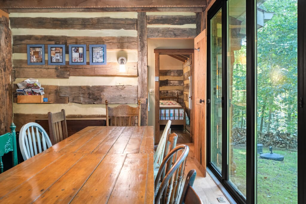 6950 Heards Mountain Road Dining Room 6