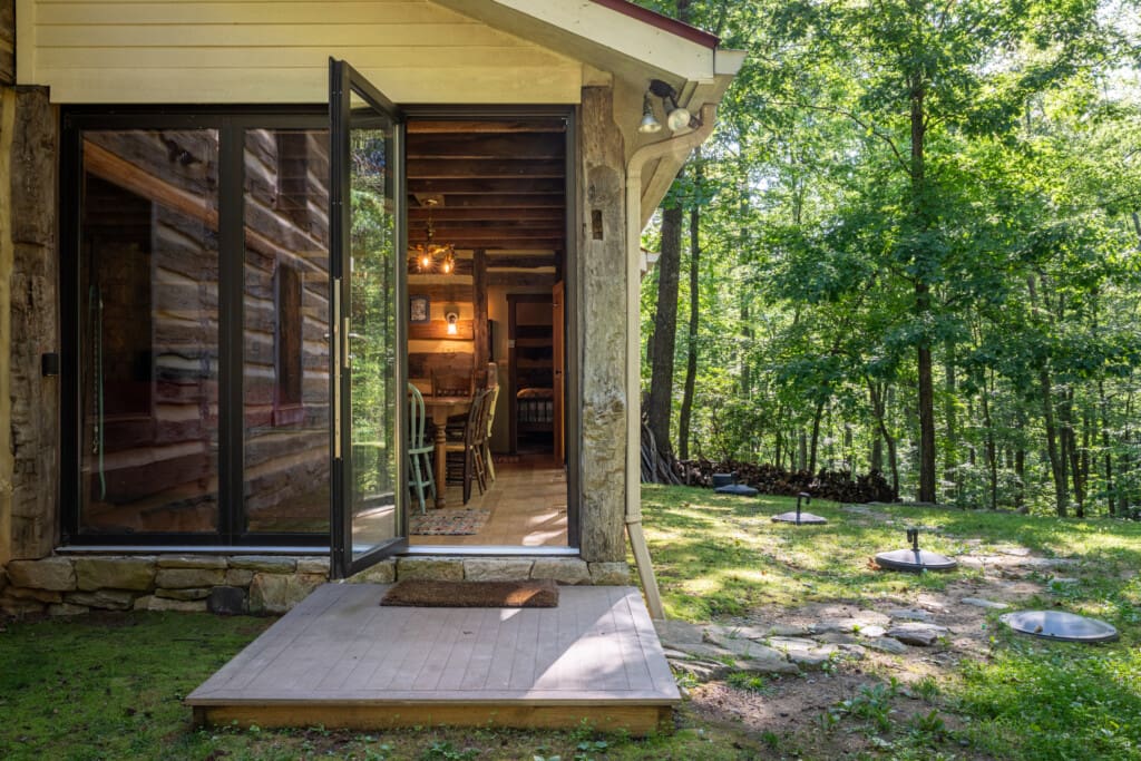 6950 Heards Mountain Road Front 2