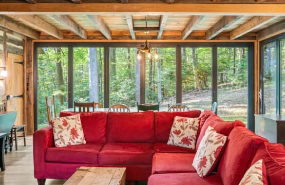 6950 Heards Mountain Road Living Room 4
