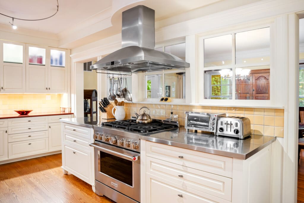 8830 Old Courthouse Road Kitchen 4
