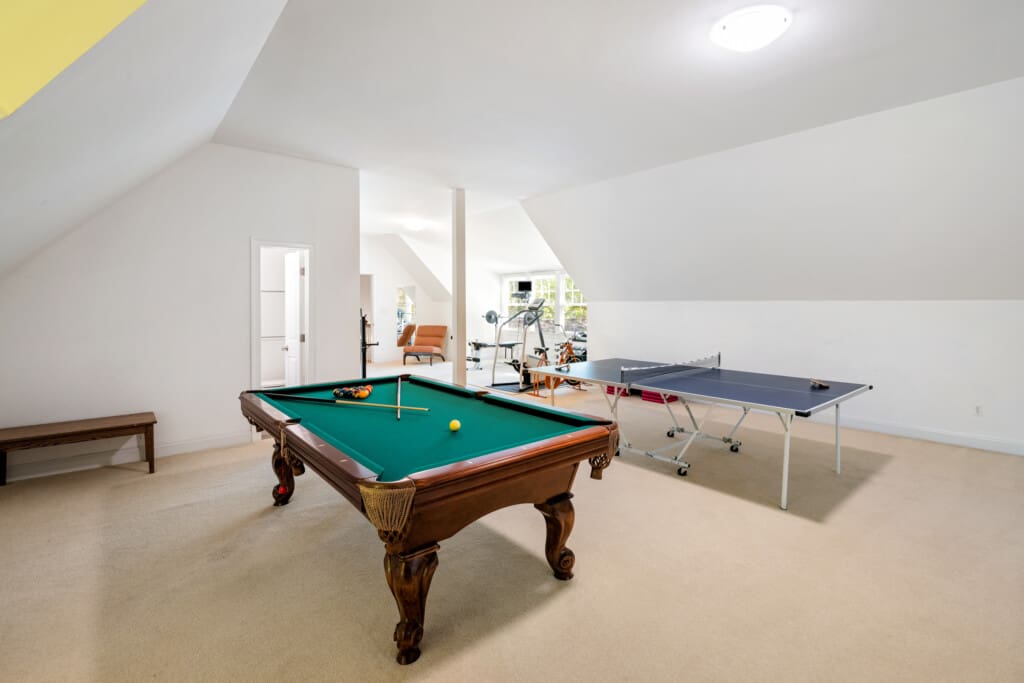 8830 Old Courthouse Road Recreation Room 2
