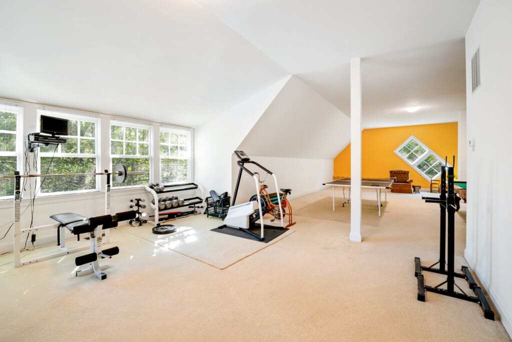 8830 Old Courthouse Road Recreation Room 7